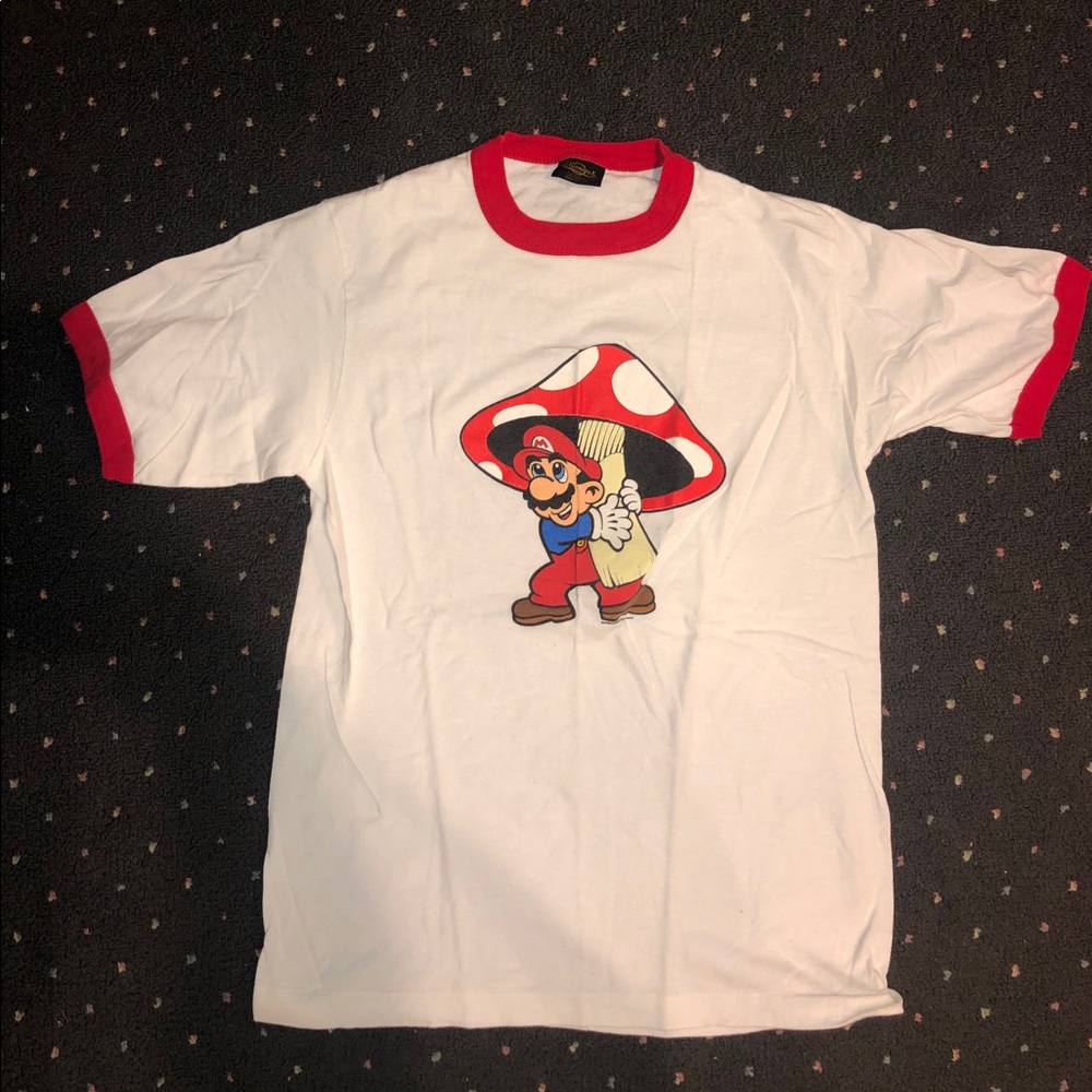 Vintage Mario Bro’s T-shirt